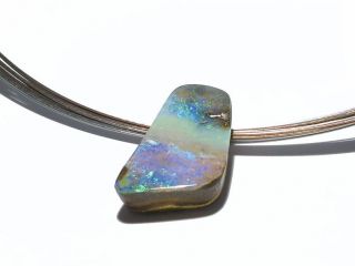 87070-01 Collier Opal